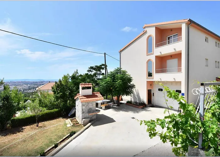 Apartments Jukic